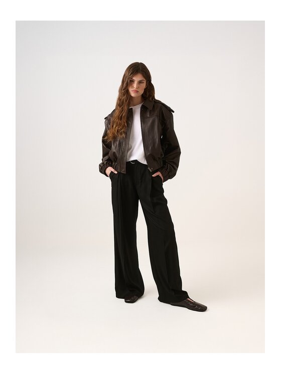 La Mania Spoločenské nohavice GOLDIE Čierna Classic Fit