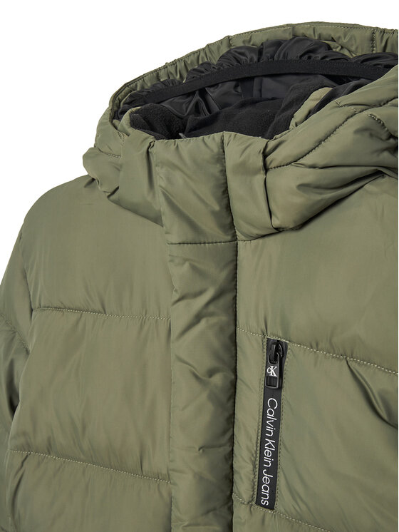 Calvin Klein Jeans Calvin Klein Jeans Зимно яке Essential IB0IB01276 D Зелен Regular Fit