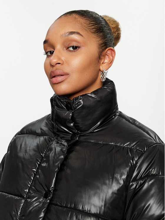 ONLY ONLY Зимно яке 15292628 Черен Regular Fit