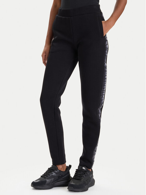 EA7 Emporio Armani EA7 Emporio Armani Sportinis kostiumas 7W000680 AF13151 UC001 Juoda Regular Fit