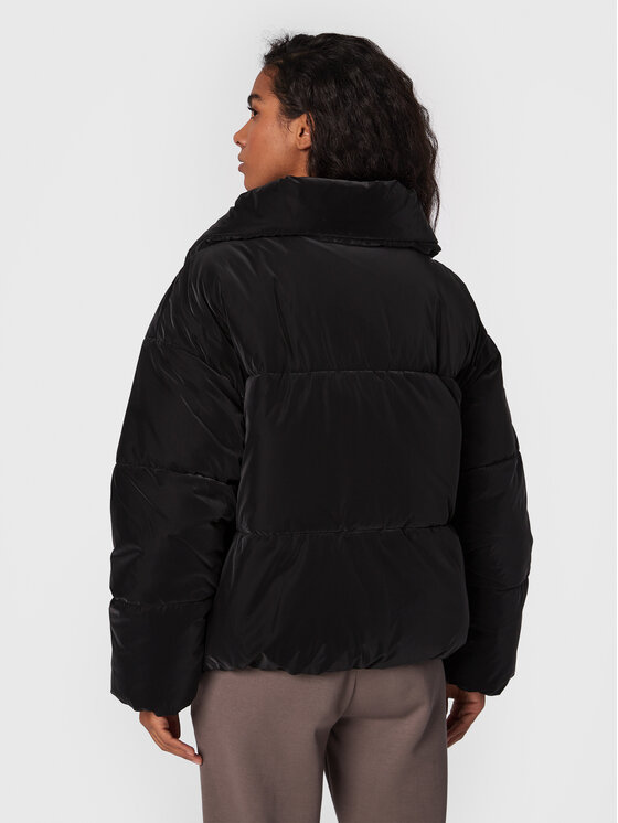 Giubbotto piumino Trilj FAW0252 Nero Relaxed Fit