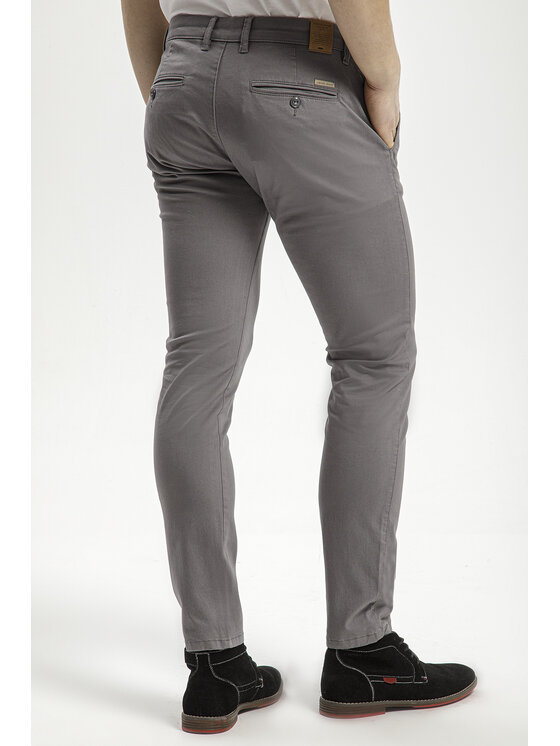 Cross Jeans Cross Jeans Chinosy E 120-170 Szary Tapered Leg