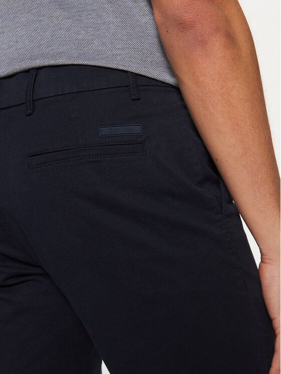 Calvin Klein Calvin Klein Pantalon scurți din material Modern Twill K10K114063 Bleumarin Slim Fit