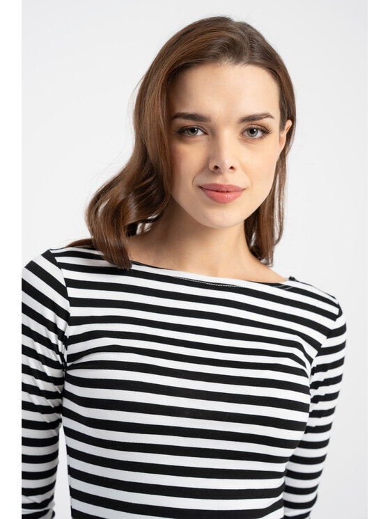 CLICK CLICK Blúzka 72-015 Čierna Skinny Cropped Fit