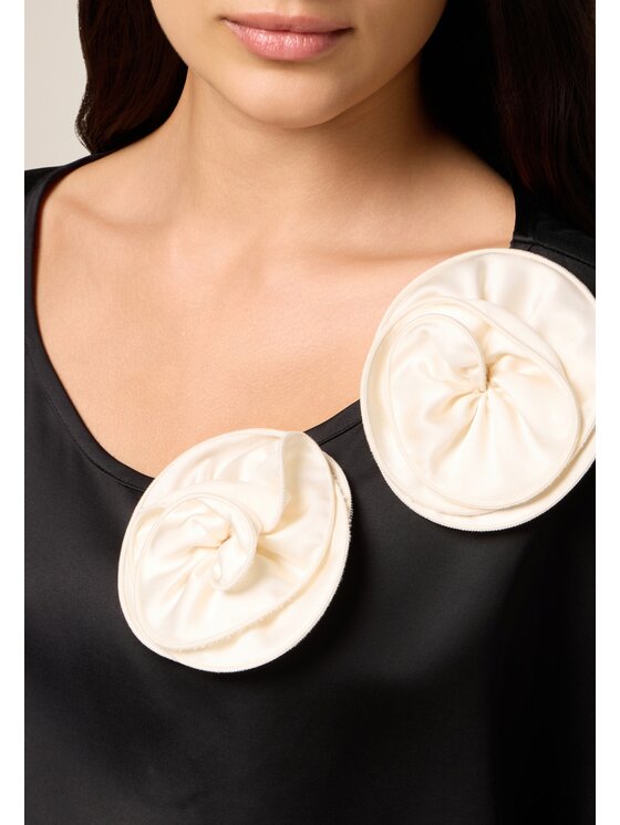 Oltre Oltre T-shirt G089J004443N0Z3 Nero Regular Fit