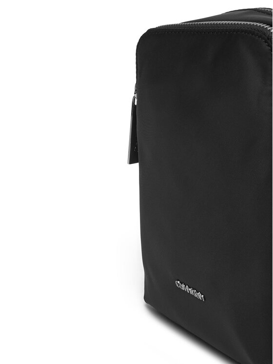 Calvin Klein Calvin Klein Taška cez rameno Business Tech Reporter Xs K50K512888 Čierna
