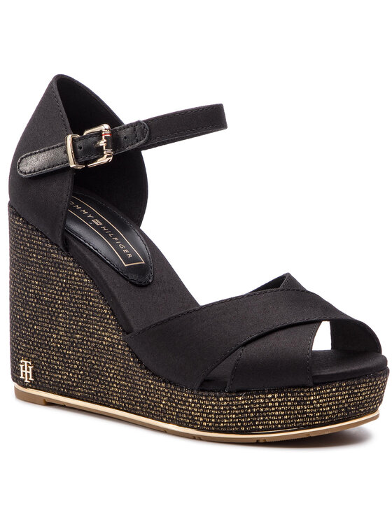 Tommy hilfiger 2024 feminine wedge