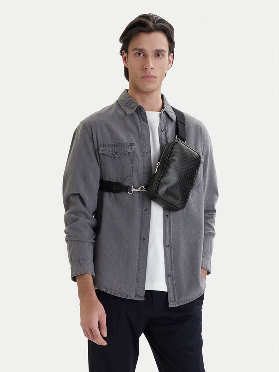 Calvin Klein Geantă crossover Emblem Aop Coated Square Sling LV04D3335G Negru