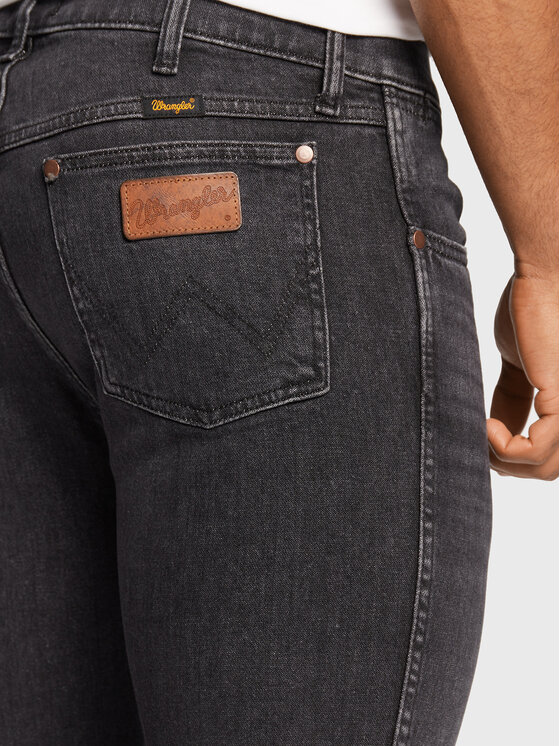 Wrangler Wrangler Jeans Larston 812 W18S8912V 112324512 Nero Slim Tapered Fit