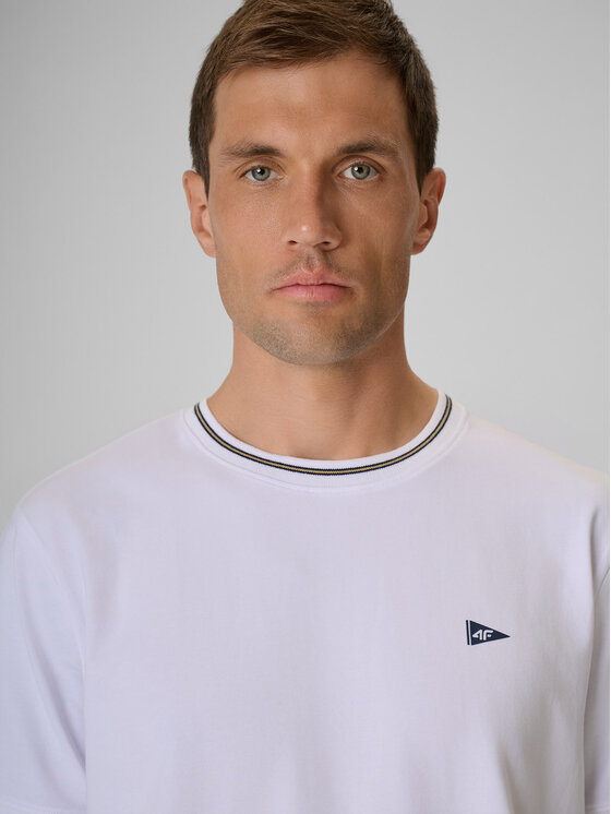 4F 4F T-Shirt LAKESIDE ESCAPE Biały Regular Fit