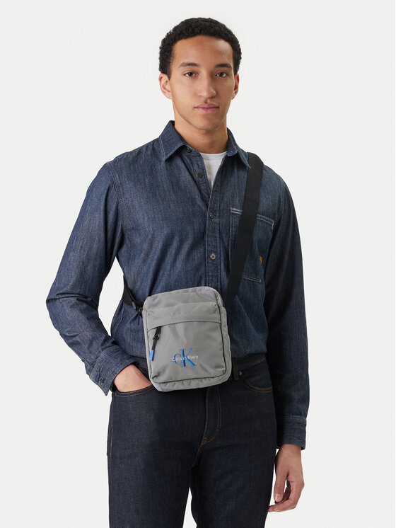 Calvin Klein Geantă crossover Bold Reporter LV04D3421G Gri