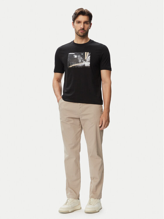 HUGO HUGO T-särk Te Motors 50566627 Must Regular Fit