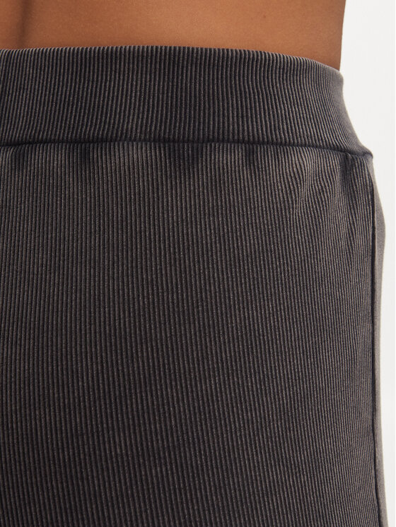Calvin Klein Jeans Calvin Klein Jeans Teplákové kalhoty J20J223126 Šedá Regular Fit