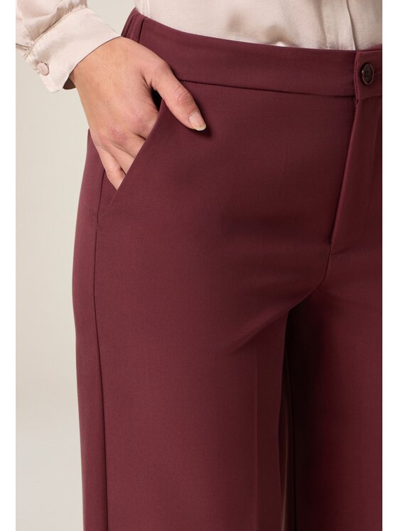 Oltre Oltre Spodnie materiałowe P00ZR009223N022 Bordowy Regular Fit