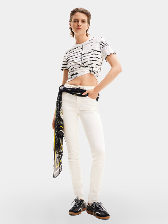 Desigual Desigual T-Shirt Lou 24SWTKA8 Λευκό Regular Fit