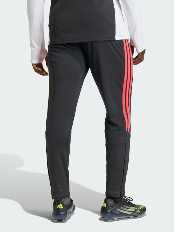 adidas adidas Spodnie dresowe 158840 Czarny Slim Fit