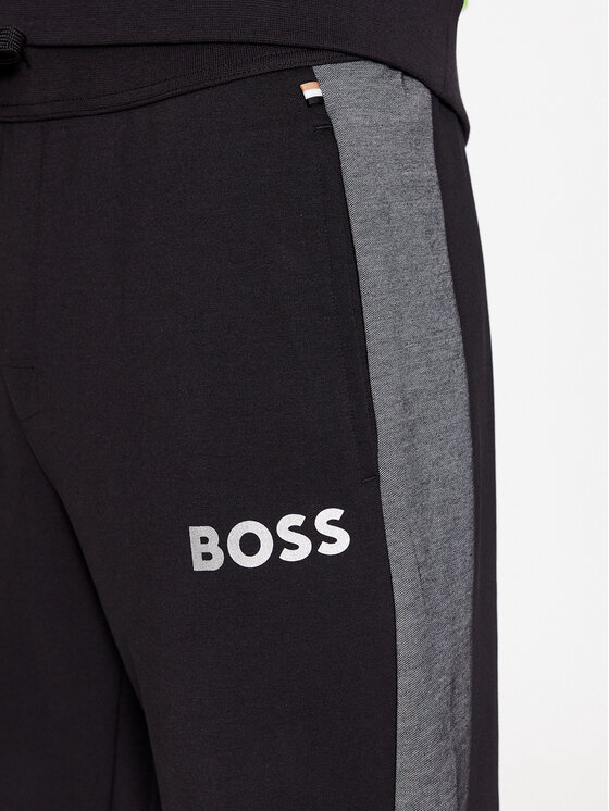 Boss Jogginghose Tracksuit Pants 50503052 Schwarz Regular Fit 