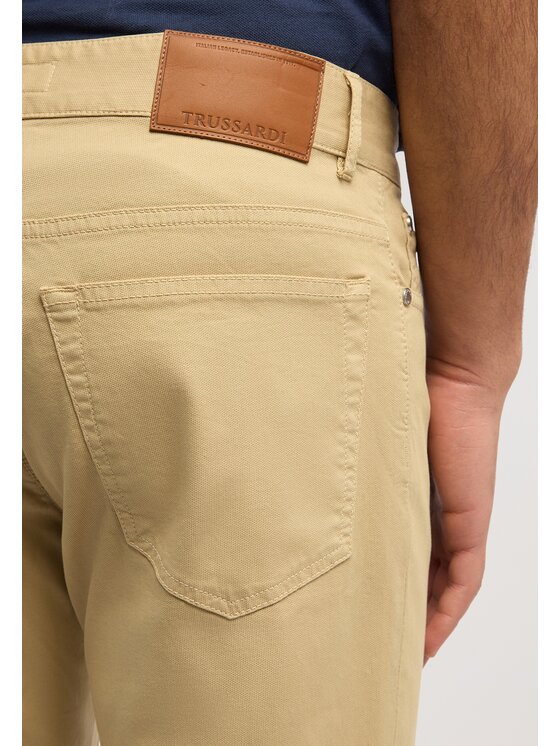 Trussardi Trussardi Spodnie materiałowe P701H304866N012 Kremowy Regular Fit