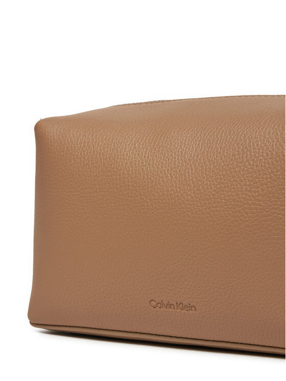 Calvin Klein Calvin Klein Torbica Ck Plaque Camera Bag K60K612788 Smeđa