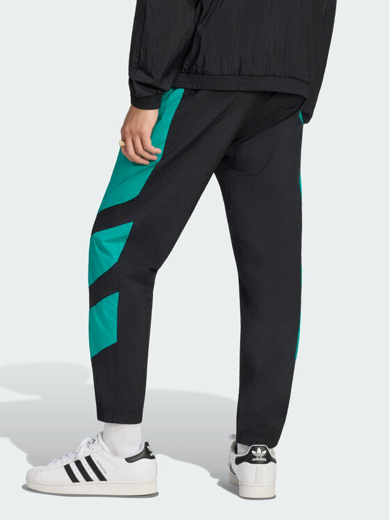 adidas adidas Spodnie dresowe 172000 Czarny Regular Fit