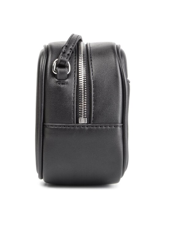 Calvin Klein Jeans Kabelka Sculpted Logo Camera Bag K60K605247 erna Modivo.cz