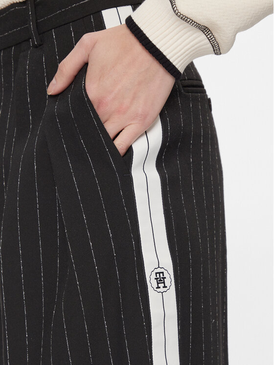 Tommy Hilfiger Tommy Hilfiger Hlače iz tkanine Relaxed Straight Pinstripe Pant WW0WW40513 Črna Straight Fit