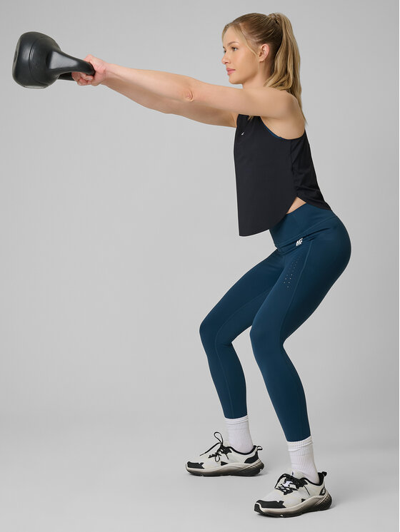 4F 4F Top TRAINING Czarny Regular Fit