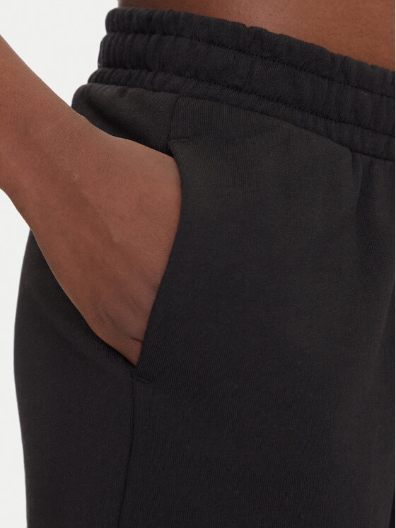 Puma Puma Sportshorts ESS Elevated 5" 685020 Schwarz Regular Fit
