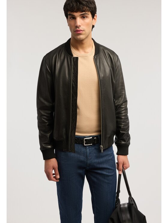 Trussardi Trussardi Sweter M0618000066N012 Kremowy Regular Fit