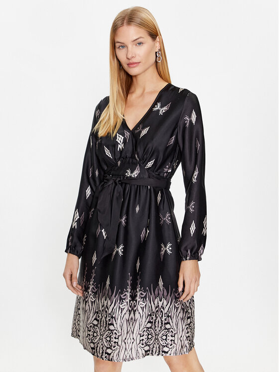 Tatuum Rochie de zi Alma T2316.195 Negru Regular Fit