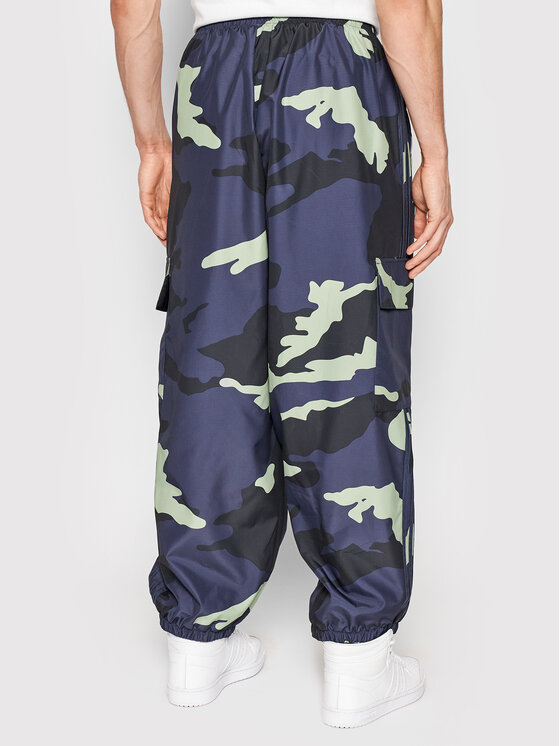 Pantaloni da tuta Graphics Camo HF4883 Multicolore...