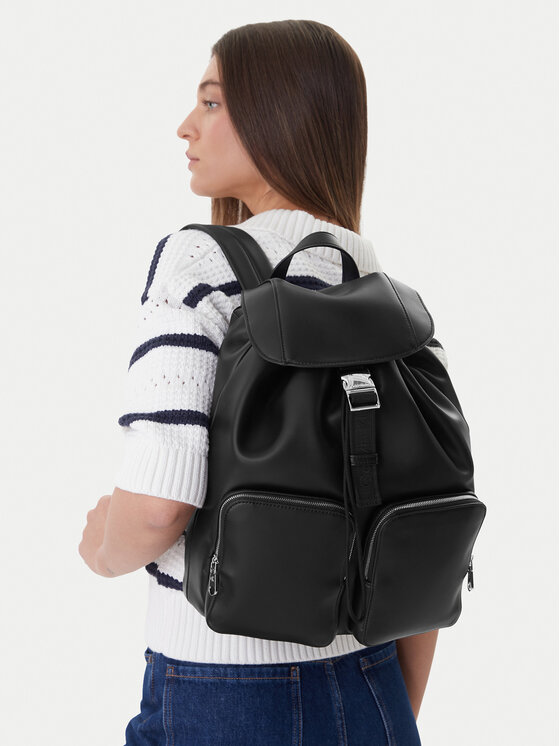 Calvin Klein Rucsac Webbing Strap Flap LV04F3590G Negru