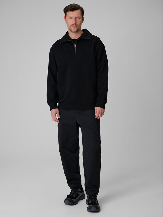 4F 4F Spodnie materiałowe SPORT STORIES 25/26 Czarny Loose Fit