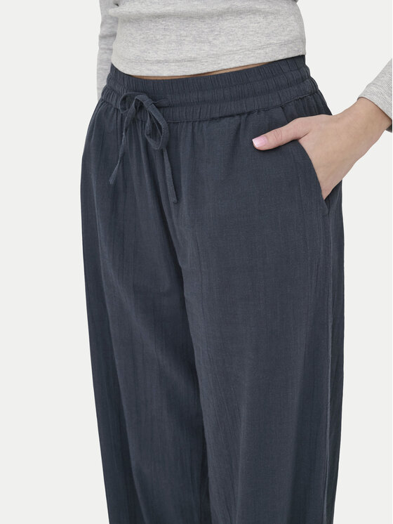 ONLY ONLY Spodnie materiałowe Tizana 15319090 Niebieski Regular Fit