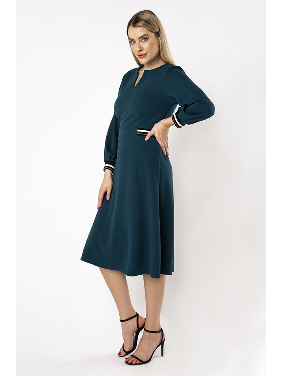 QUIOSQUE QUIOSQUE Každodenní šaty PUFFY DRESS Zelená Regular Fit