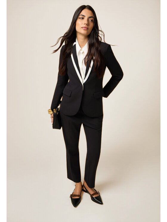 Oltre Oltre Giacca di transizione Q784R004565N0Z3 Nero A-Line Fit