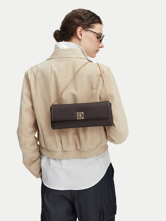 Calvin Klein Geantă Emblem Hw Pebble Clutch LV04F3740G Maro