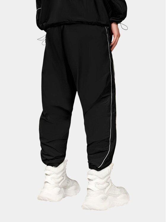 MADE BY SOCIETY MADE BY SOCIETY Spodnie materiałowe Pantaloni Urban Rogue - P17220 Czarny Basic Fit