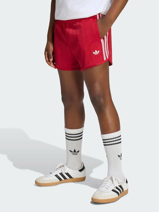 adidas adidas Szorty materiałowe 165395 Czerwony Loose Fit