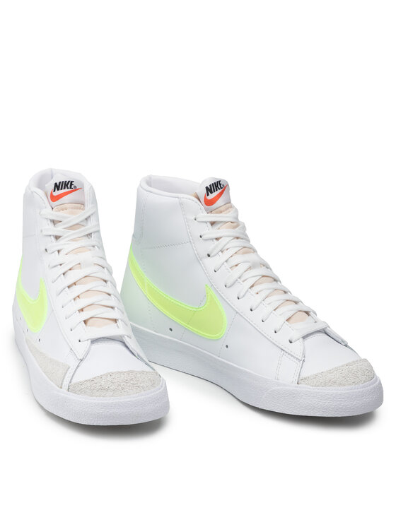 Nike Nike Αθλητικά W Blazer Mid '77 Ess DJ3050 100 Λευκό