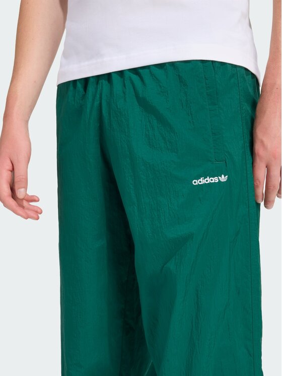 adidas adidas Spodnie dresowe ADICOLOR BLOCKED Zielony Regular Fit