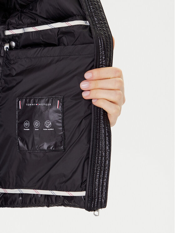 Tommy Hilfiger Tommy Hilfiger Pūkinė striukė WW0WW46788 Juoda Regular Fit