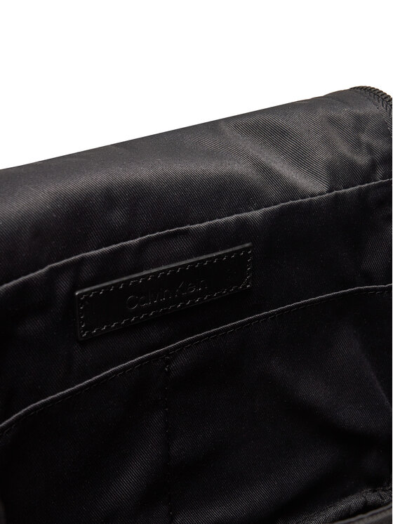 Calvin Klein Calvin Klein Τσαντάκι καλλυντικών Ck Ease Washbag W/Hanger K50K512943 Μαύρο