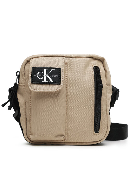 Geantă crossover Calvin Klein Jeans Utility Pocket Crossbody Bag IU0IU00448 Maro
