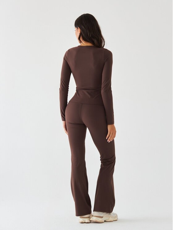 BeShaped BeShaped Longsleeve Morning Dew Brązowy Shaping Fit