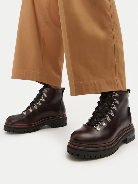 Weekend Max Mara Weekend Max Mara Pohodni čevlji 2425796115600 Rjava