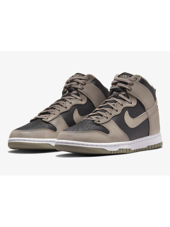 Nike Nike Sneakersy DD1869-002 Brązowy