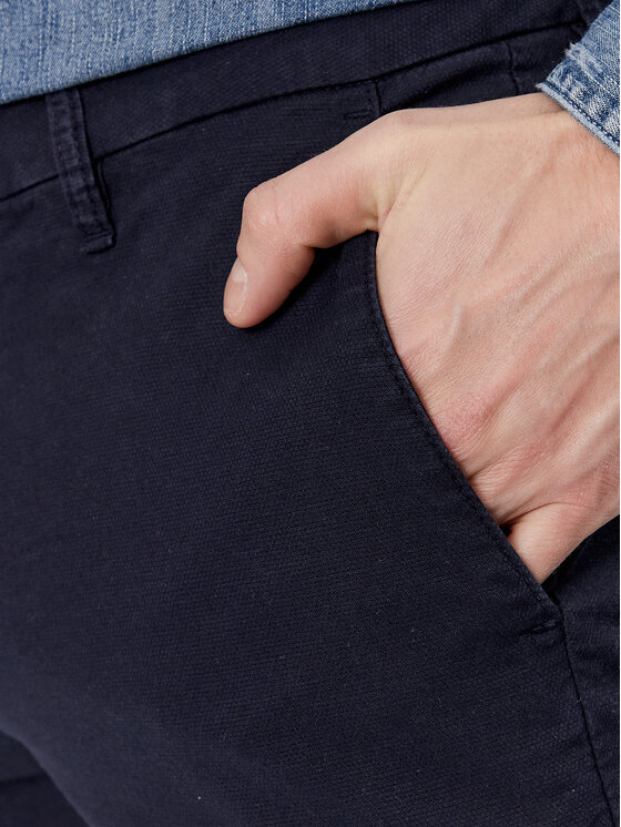 Guess Guess Szövet nadrág M4RB29 WFYTA Sötétkék Slim Fit