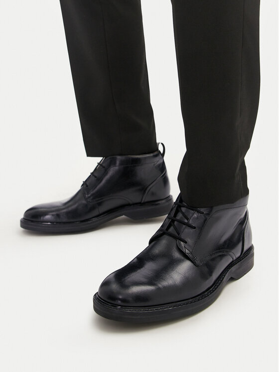 Clarks Clarks Schnürschuhe Aldwin Chukka 26179683 Schwarz