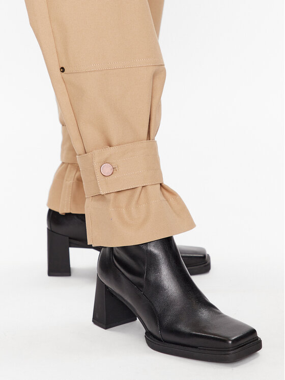 Remain Remain Hlače iz tkanine Canvas Cargo 5001672546 Bež Regular Fit